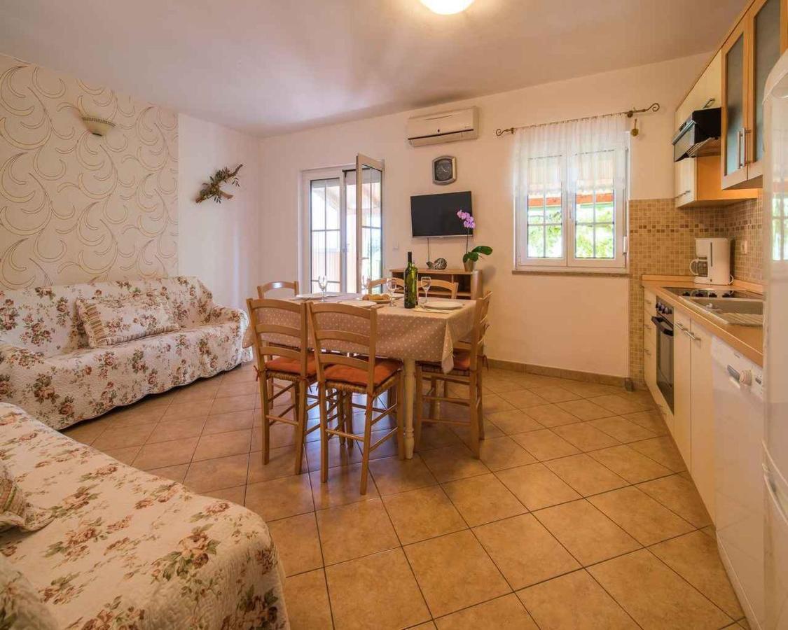 Apartments In Vrbnik/Insel Krk 13597 Esterno foto