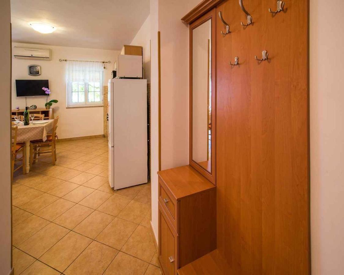 Apartments In Vrbnik/Insel Krk 13597 Esterno foto